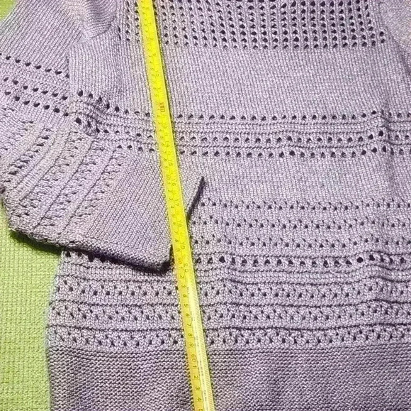 Chico's women's long sleeve slip-on sweater size M - Picture 6 of 9